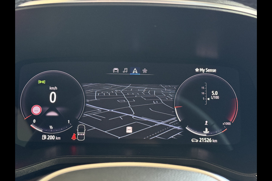 Renault Clio 1.0 TCe 90 PK techno | Groot Navi | Bose | 360 | Stoel & Stuur verwarming | Carplay | Nieuwstaat! Dealer onderhouden.