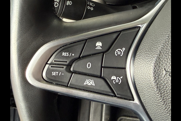 Renault Clio 1.6 E-Tech 140 Initiale Paris | VERKOCHT! Groot Navi | Leer | Bose | 360 | ACC | Blindspot | Volledig Dealer onderhouden!