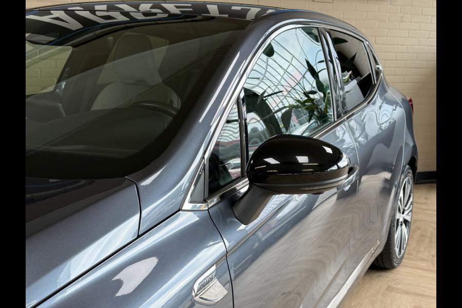 Renault Clio 1.6 E-Tech 140 Initiale Paris | VERKOCHT! Groot Navi | Leer | Bose | 360 | ACC | Blindspot | Volledig Dealer onderhouden!