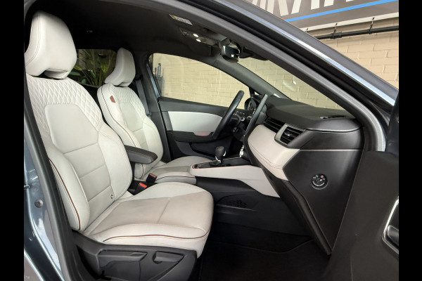 Renault Clio 1.6 E-Tech 140 Initiale Paris | VERKOCHT! Groot Navi | Leer | Bose | 360 | ACC | Blindspot | Volledig Dealer onderhouden!