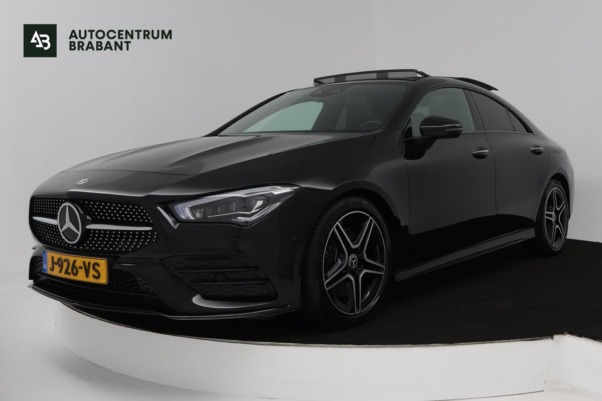 Mercedes-Benz CLA-Klasse 200 Business Solution AMG (PANORAMADAK, SFEERVERLICHTING, PARKEERSENSOREN, STOELVERWARMING) Mercedes-Benz CLA-Klasse 200 Business Solution AMG (PANORAMADAK, SFEERVERLICHTING, PARKEERSENSOREN, STOELVERWARMING)