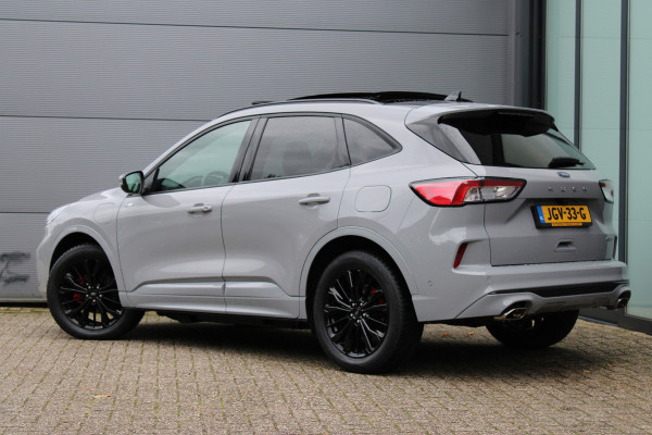 Ford Kuga 2.5 PHEV Graphite Tech Edition | Panoramadak | Trekhaak | BLIS | Full Options Ford Kuga 2.5 PHEV Graphite Tech Edition | Panoramadak | Trekhaak | BLIS | Full Options