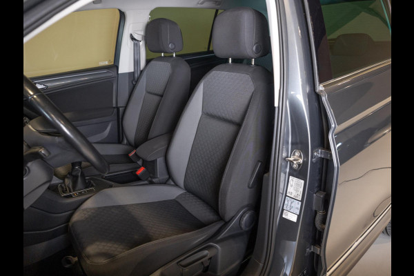 Volkswagen Tiguan 1.4 TSI ACT Comfortline Business / 150pk / Trekhaak / Keyless / Adaptieve cruise control /