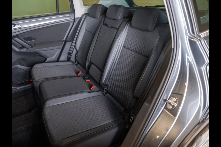 Volkswagen Tiguan 1.4 TSI ACT Comfortline Business / 150pk / Trekhaak / Keyless / Adaptieve cruise control /