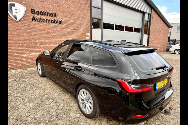 BMW 3 Serie Touring 330e Camera. M-stuur, Tr.haak, Carplay, DAB BMW 3 Serie Touring 330e Camera. M-stuur, Tr.haak, Carplay, DAB