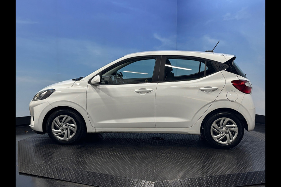 Hyundai i10 1.0 Comfort 5-zits | Airco | Cruise Control | DAB | Apple Carplay/Android Auto Hyundai i10 1.0 Comfort 5-zits | Airco | Cruise Control | DAB | Apple Carplay/Android Auto