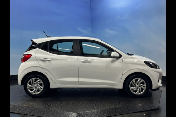 Hyundai i10 1.0 Comfort 5-zits | Airco | Cruise Control | DAB | Apple Carplay/Android Auto Hyundai i10 1.0 Comfort 5-zits | Airco | Cruise Control | DAB | Apple Carplay/Android Auto