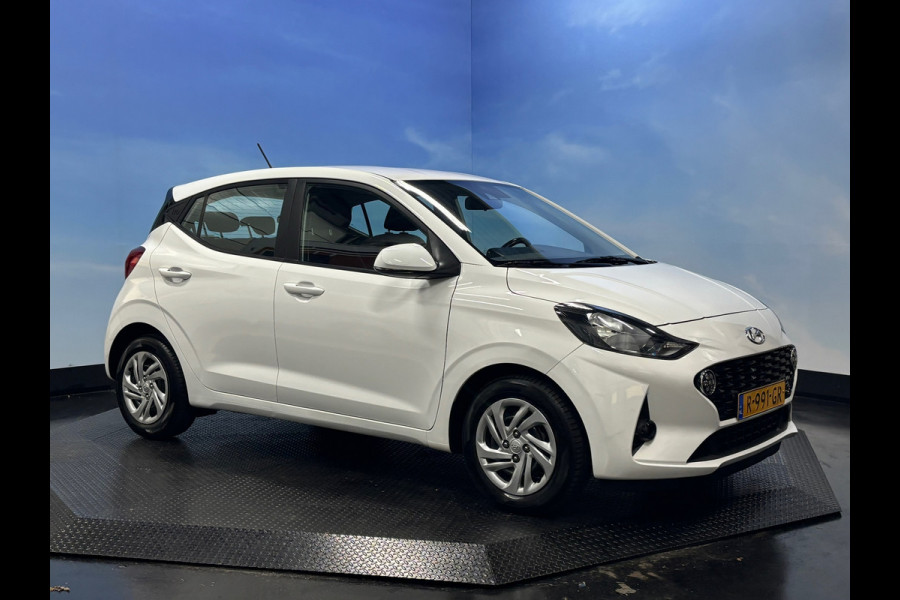 Hyundai i10 1.0 Comfort 5-zits | Airco | Cruise Control | DAB | Apple Carplay/Android Auto Hyundai i10 1.0 Comfort 5-zits | Airco | Cruise Control | DAB | Apple Carplay/Android Auto