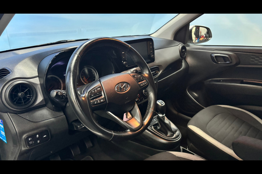 Hyundai i10 1.0 Comfort 5-zits | Airco | Cruise Control | DAB | Apple Carplay/Android Auto Hyundai i10 1.0 Comfort 5-zits | Airco | Cruise Control | DAB | Apple Carplay/Android Auto