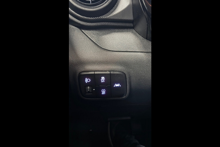 Hyundai i10 1.0 Comfort 5-zits | Airco | Cruise Control | DAB | Apple Carplay/Android Auto Hyundai i10 1.0 Comfort 5-zits | Airco | Cruise Control | DAB | Apple Carplay/Android Auto