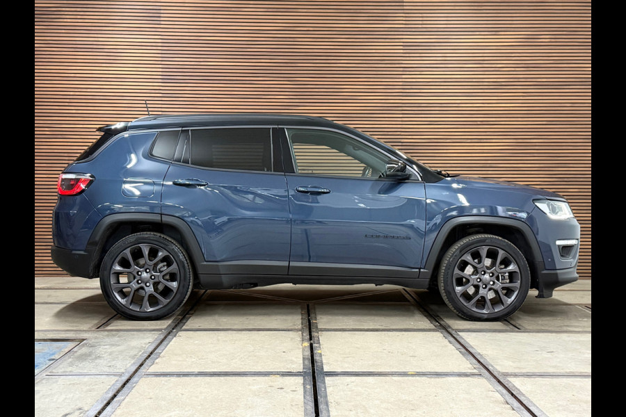 Jeep Compass 4xe 240 Plug-in Hybrid Electric S | Alpine | 19' inch | Leder | Trekhaak | LED Jeep Compass 4xe 240 Plug-in Hybrid Electric S | Alpine | 19' inch | Leder | Trekhaak | LED