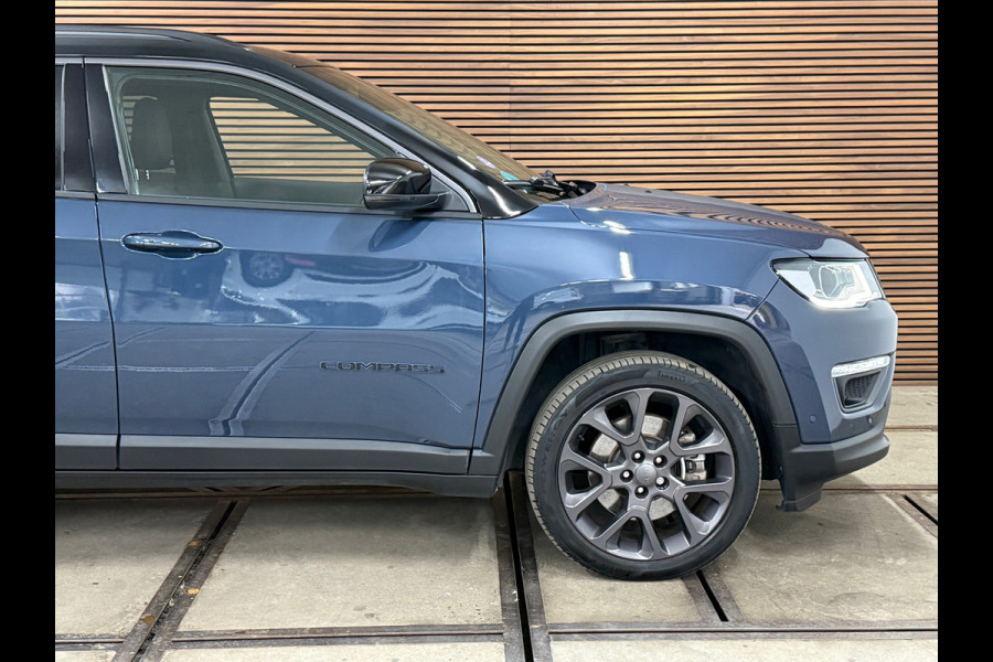 Jeep Compass 4xe 240 Plug-in Hybrid Electric S | Alpine | 19' inch | Leder | Trekhaak | LED Jeep Compass 4xe 240 Plug-in Hybrid Electric S | Alpine | 19' inch | Leder | Trekhaak | LED