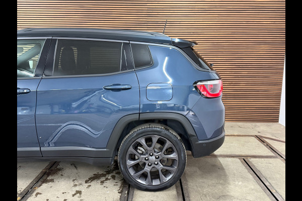 Jeep Compass 4xe 240 Plug-in Hybrid Electric S | Alpine | 19' inch | Leder | Trekhaak | LED Jeep Compass 4xe 240 Plug-in Hybrid Electric S | Alpine | 19' inch | Leder | Trekhaak | LED