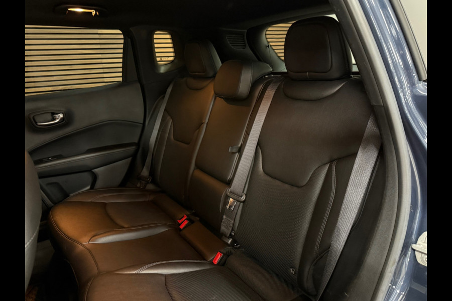 Jeep Compass 4xe 240 Plug-in Hybrid Electric S | Alpine | 19' inch | Leder | Trekhaak | LED Jeep Compass 4xe 240 Plug-in Hybrid Electric S | Alpine | 19' inch | Leder | Trekhaak | LED