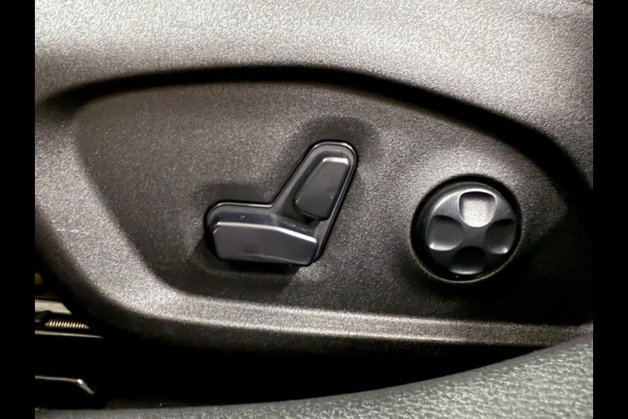 Jeep Compass 4xe 240 Plug-in Hybrid Electric S | Alpine | 19' inch | Leder | Trekhaak | LED Jeep Compass 4xe 240 Plug-in Hybrid Electric S | Alpine | 19' inch | Leder | Trekhaak | LED