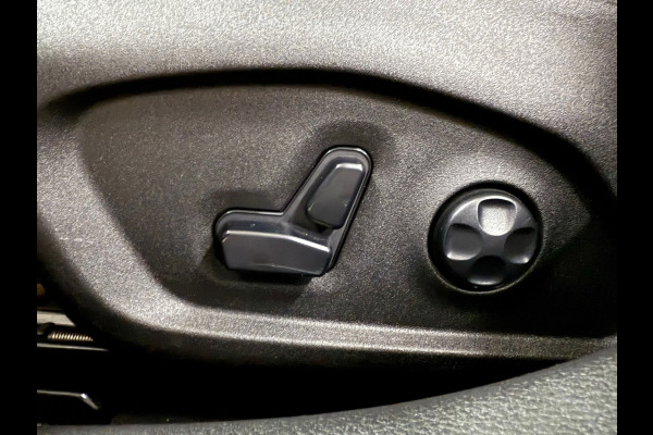 Jeep Compass 4xe 240 Plug-in Hybrid Electric S | Alpine | 19' inch | Leder | Trekhaak | LED Jeep Compass 4xe 240 Plug-in Hybrid Electric S | Alpine | 19' inch | Leder | Trekhaak | LED