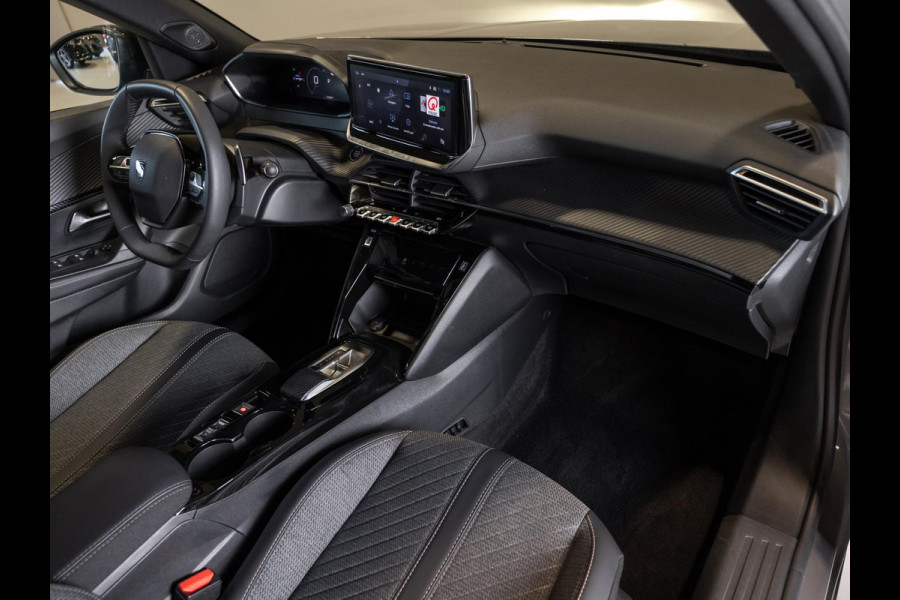 Peugeot 2008 1.2 Hybrid 136 Allure / 136pk / Dodehoek herkenning / Apple CarPlay / Adaptieve Cruise control