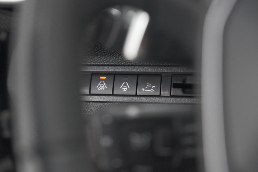 Peugeot 3008 1.6 PureTech 180 GT | Panoramadak | Adaptieve Cruise Control | Elektrische Kofferklep | Pack Leder