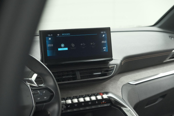 Peugeot 3008 1.6 PureTech 180 GT | Panoramadak | Adaptieve Cruise Control | Elektrische Kofferklep | Pack Leder
