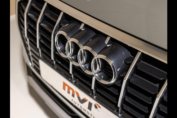 Audi Q3 35 TFSI Pro Line business / 150pk / Trekhaak / Stoelverwarming / Sfeerverlichting /