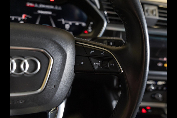 Audi Q3 35 TFSI Pro Line business / 150pk / Trekhaak / Stoelverwarming / Sfeerverlichting /