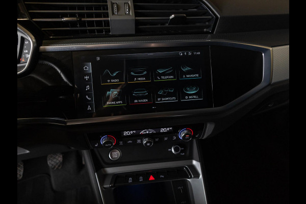 Audi Q3 35 TFSI Pro Line business / 150pk / Trekhaak / Stoelverwarming / Sfeerverlichting /