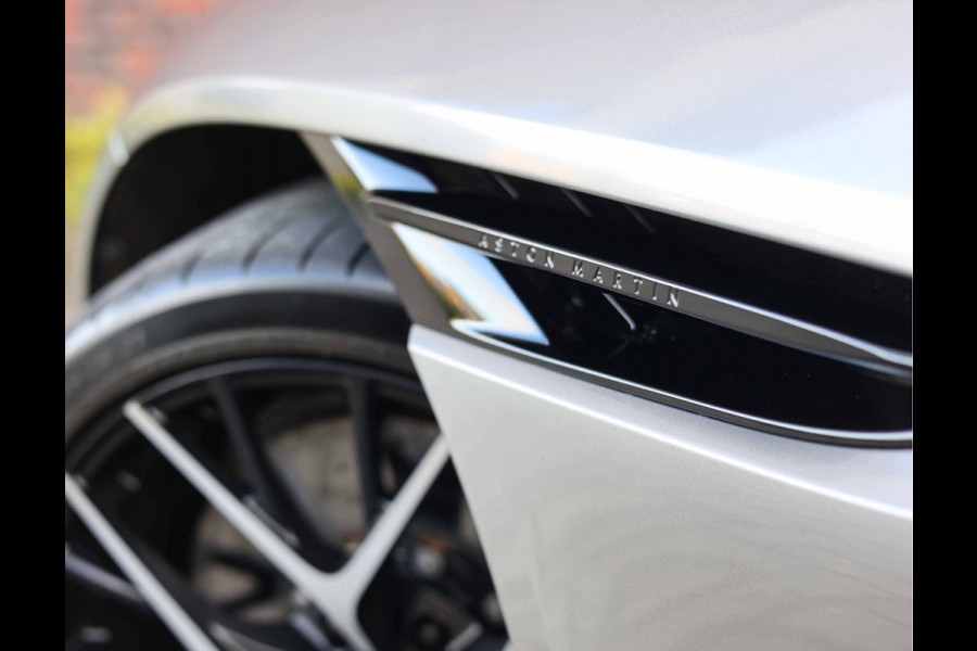 Aston Martin DB12 4.0 V8 Aston Martin DB12 4.0 V8