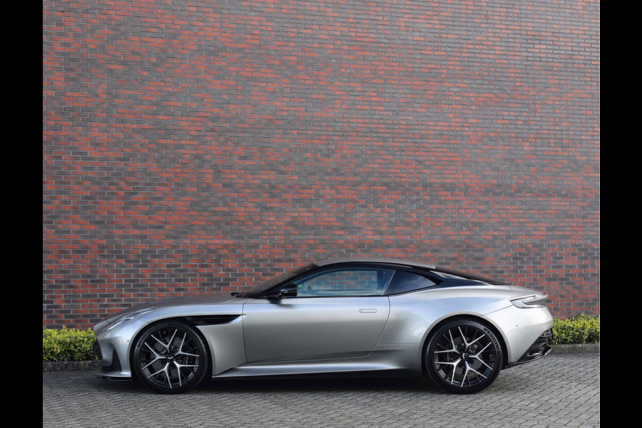 Aston Martin DB12 4.0 V8 Aston Martin DB12 4.0 V8