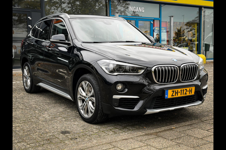 BMW X1 sDrive20i Orange Edition III Orig NL|LED|Navi plus|Camera|Elek a klep|Leer|HUD BMW X1 sDrive20i Orange Edition III Orig NL|LED|Navi plus|Camera|Elek a klep|Leer|HUD
