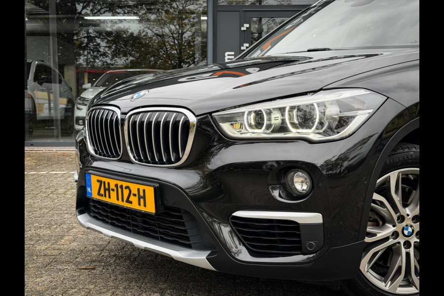 BMW X1 sDrive20i Orange Edition III Orig NL|LED|Navi plus|Camera|Elek a klep|Leer|HUD BMW X1 sDrive20i Orange Edition III Orig NL|LED|Navi plus|Camera|Elek a klep|Leer|HUD