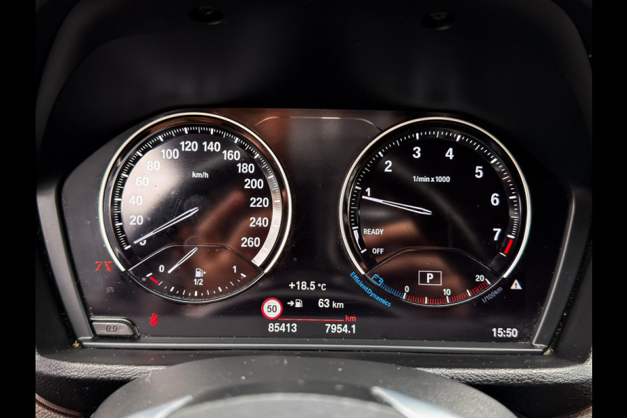 BMW X1 sDrive20i Orange Edition III Orig NL|LED|Navi plus|Camera|Elek a klep|Leer|HUD BMW X1 sDrive20i Orange Edition III Orig NL|LED|Navi plus|Camera|Elek a klep|Leer|HUD