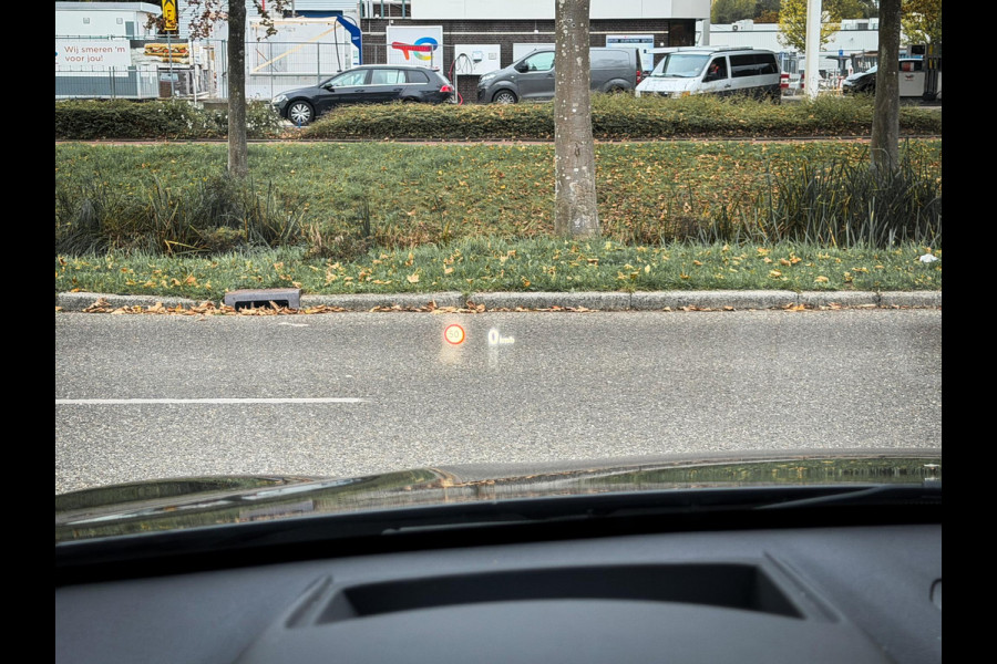 BMW X1 sDrive20i Orange Edition III Orig NL|LED|Navi plus|Camera|Elek a klep|Leer|HUD BMW X1 sDrive20i Orange Edition III Orig NL|LED|Navi plus|Camera|Elek a klep|Leer|HUD