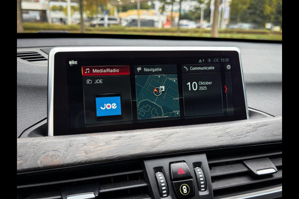 BMW X1 sDrive20i Orange Edition III Orig NL|LED|Navi plus|Camera|Elek a klep|Leer|HUD BMW X1 sDrive20i Orange Edition III Orig NL|LED|Navi plus|Camera|Elek a klep|Leer|HUD