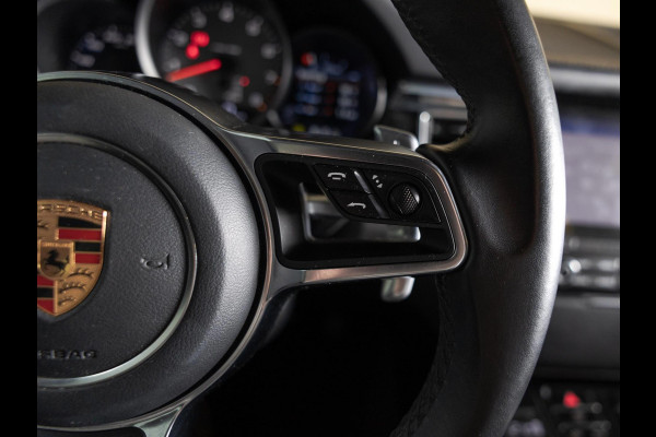 Porsche Macan 3.0 S / 340pk / Panorama dak / Trekhaak / Stoelverwarming /