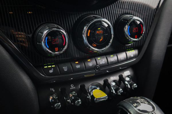 MINI Countryman 2.0 Cooper S E ALL4 | BOMVOL!! | ADAPTIVE CRUISE | HEAD UP | STOELVERWARMING | MEMORY SEATS | VOORRUITVERWARMING | HARMAN & KARD