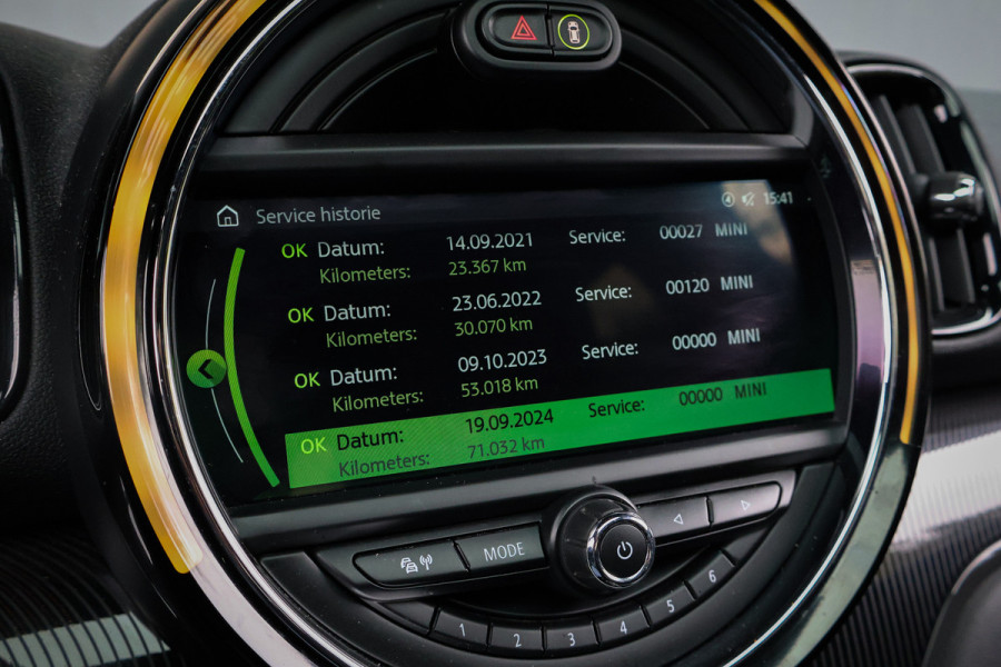 MINI Countryman 2.0 Cooper S E ALL4 | BOMVOL!! | ADAPTIVE CRUISE | HEAD UP | STOELVERWARMING | MEMORY SEATS | VOORRUITVERWARMING | HARMAN & KARD