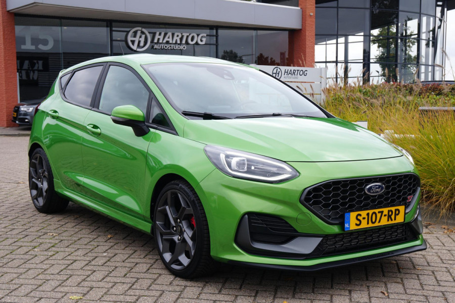 Ford Fiesta 1.5 Ecoboost ST-X PERFORMANCE + SCHAALSTOELEN / CAMERA / B&O