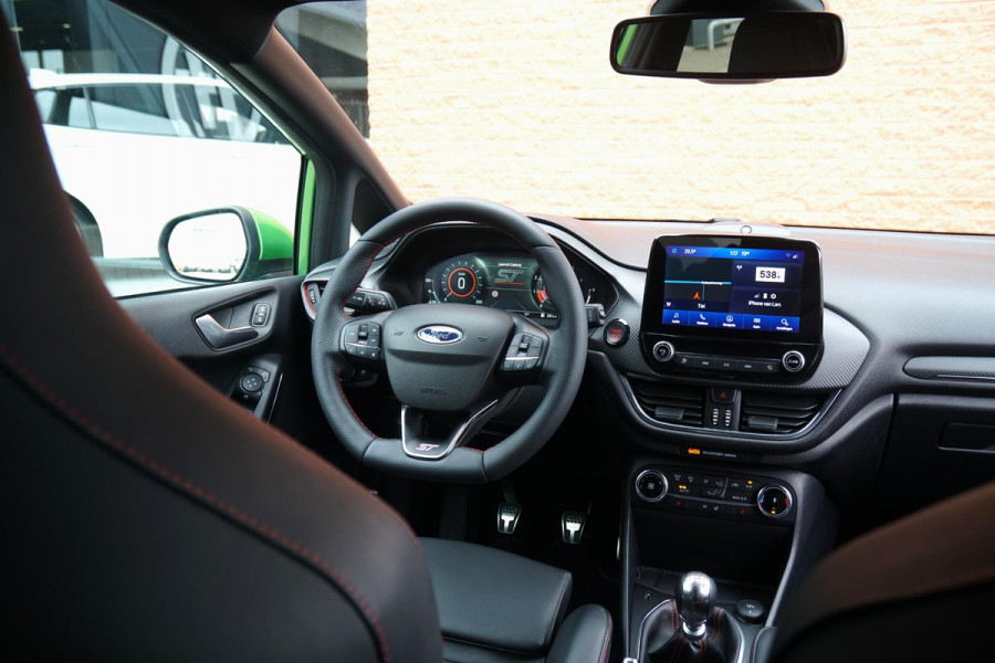 Ford Fiesta 1.5 Ecoboost ST-X PERFORMANCE + SCHAALSTOELEN / CAMERA / B&O