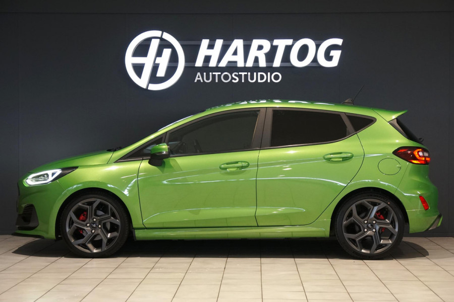 Ford Fiesta 1.5 Ecoboost ST-X PERFORMANCE + SCHAALSTOELEN / CAMERA / B&O