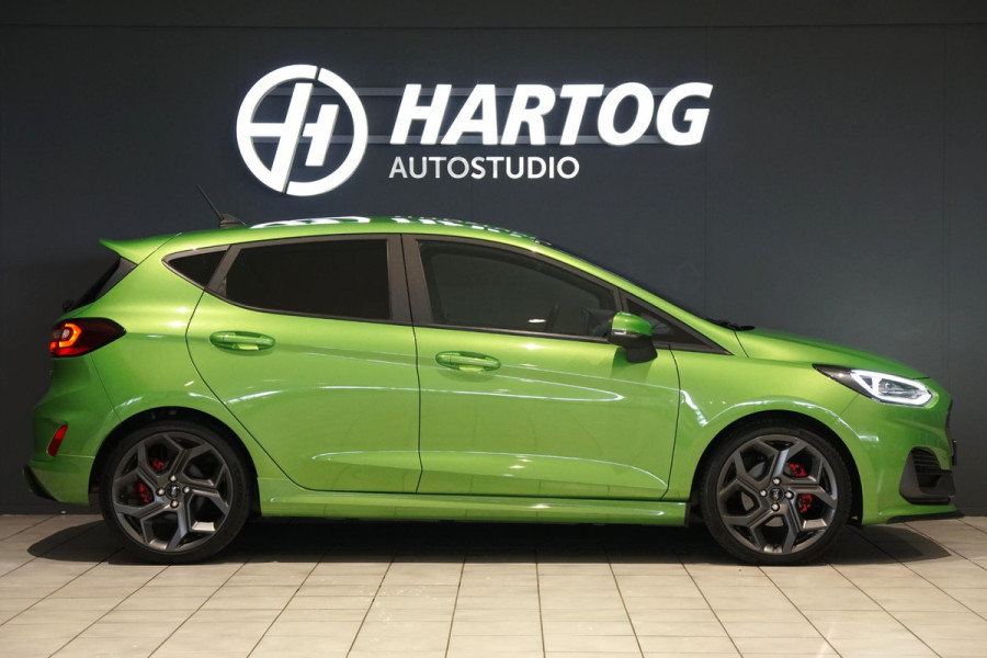 Ford Fiesta 1.5 Ecoboost ST-X PERFORMANCE + SCHAALSTOELEN / CAMERA / B&O