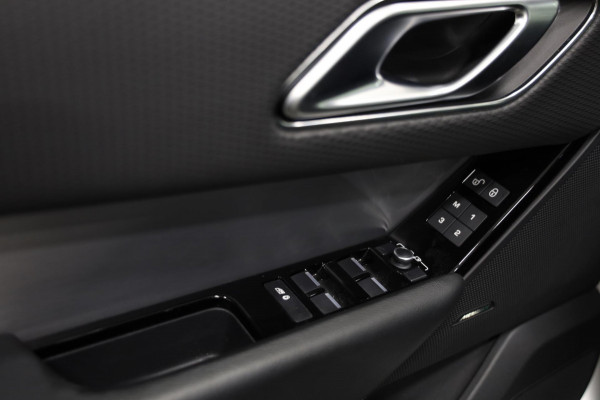 Land Rover Range Rover Velar 2.0 D180 AWD R-Dynamic Carbon Edition PANO LEDER LINE ASSIST LEASE / INRUIL MOGELIJK Land Rover Range Rover Velar 2.0 D180 AWD R-Dynamic Carbon Edition PANO LEDER LINE ASSIST LEASE / INRUIL MOGELIJK