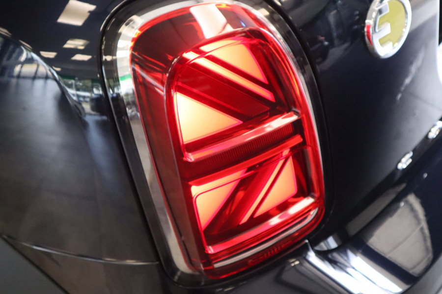 MINI Countryman 2.0 Cooper S E ALL4 Untamed Edition Panoramadak Navigatie Full-led