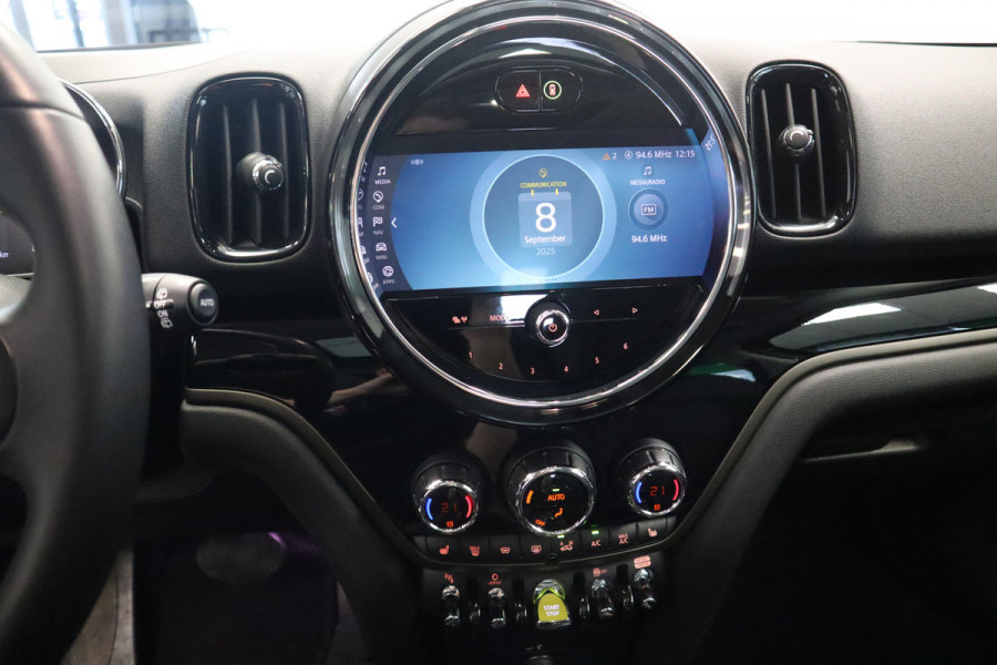 MINI Countryman 2.0 Cooper S E ALL4 Untamed Edition Panoramadak Navigatie Full-led