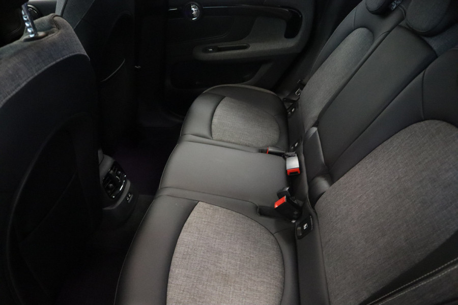 MINI Countryman 2.0 Cooper S E ALL4 Untamed Edition Panoramadak Navigatie Full-led