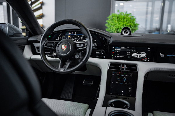 Porsche Taycan Sport Turismo 4S 89 kWh - MY24 l Sport Chrono | Panorama | Bose | Stoelkoeling | Memory