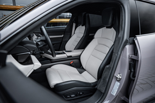 Porsche Taycan Sport Turismo 4S 89 kWh - MY24 l Sport Chrono | Panorama | Bose | Stoelkoeling | Memory