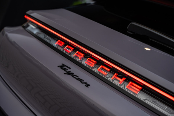 Porsche Taycan Sport Turismo 4S 89 kWh - MY24 l Sport Chrono | Panorama | Bose | Stoelkoeling | Memory