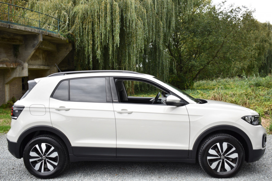 Volkswagen T-Cross TSI 110PK DSG LIFE MOVE NAVI/CARPLAY/PARKEERSENSOREN