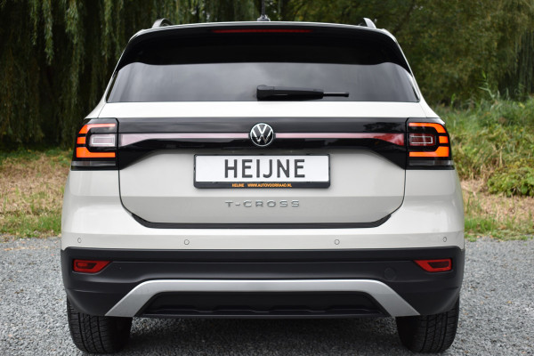 Volkswagen T-Cross TSI 110PK DSG LIFE MOVE NAVI/CARPLAY/PARKEERSENSOREN