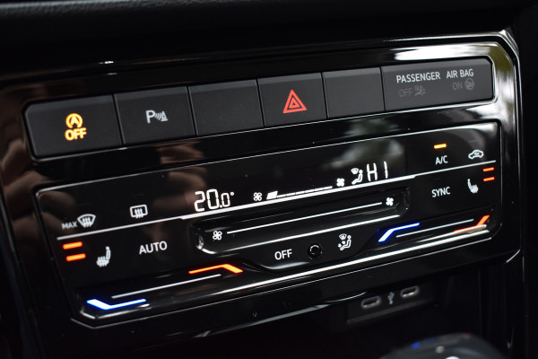 Volkswagen T-Cross TSI 110PK DSG LIFE MOVE NAVI/CARPLAY/PARKEERSENSOREN